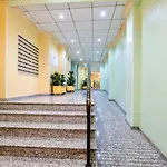 Ramon Gallud Apartamento *